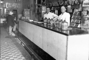 The Secret Prohibition Cart that Wheeled Bartlett to Early Success