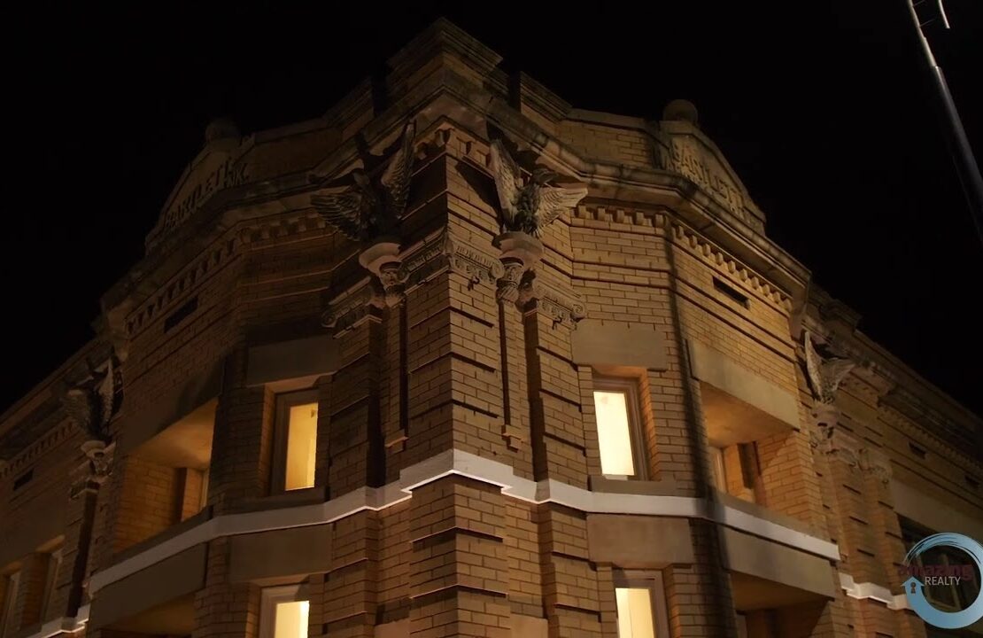 Book Your Bartlett Secrets Walking Tour in Bartlett, TX