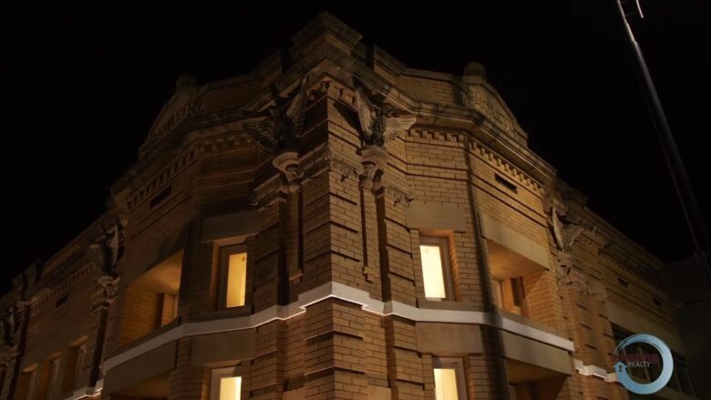 Book Your Bartlett Secrets Walking Tour in Bartlett, TX